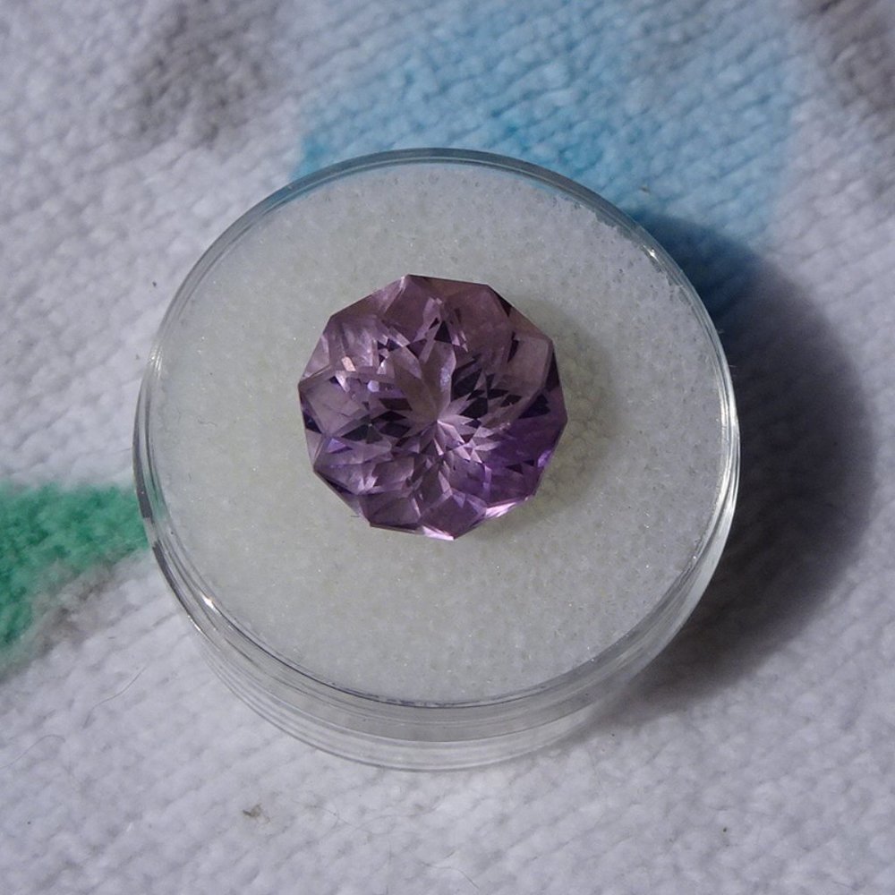 Round cut purple quartz stone